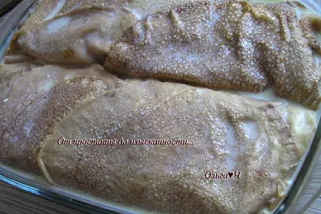 Блинный рулет с творожной начинкой под соусом "рояль": шаг 6
