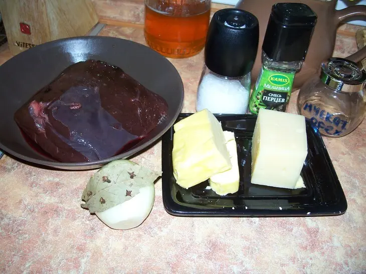 Паштет из печени с сыром (фм "доброе утро, родной!).: шаг 1