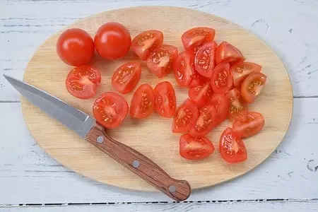 Салат со шпротами фитнес: шаг 3