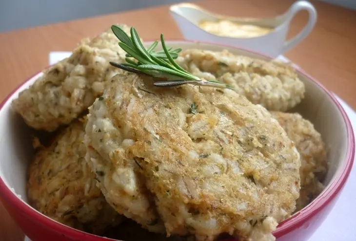 Котлеты из перловой крупы с творожным сыром: шаг 4