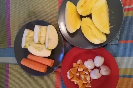 Салат с манго.: шаг 2