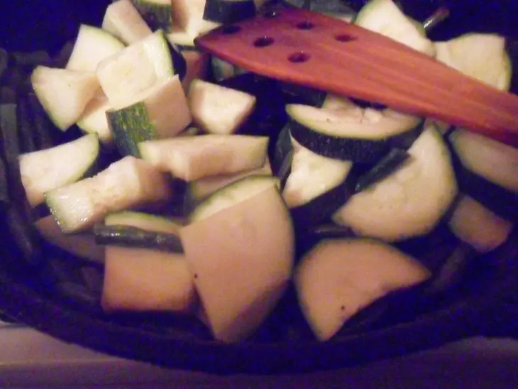 Куриное филе с паприкой и овощами: шаг 4