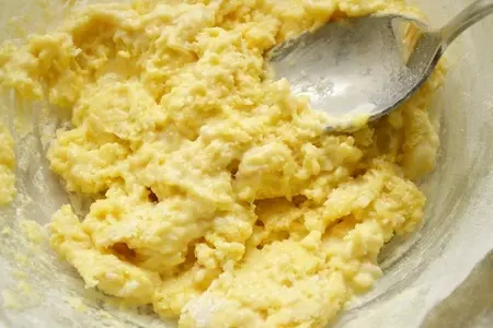 Блины на кокосовом молоке с кокосовой стружкой.: шаг 1