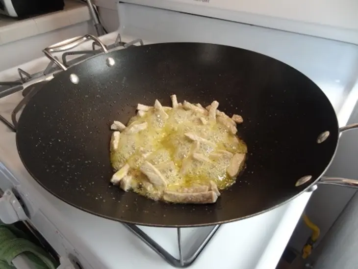 Лапша с мясом и овощами: шаг 2