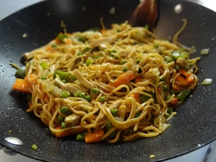 Лапша с мясом и овощами: шаг 7