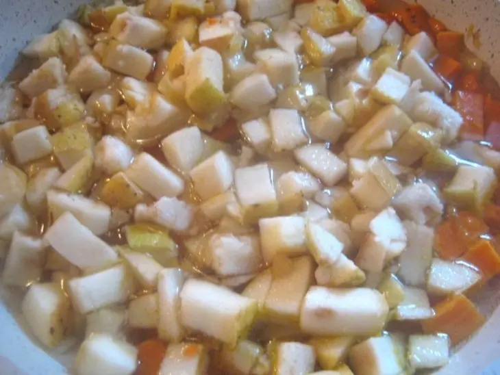 Морковный суп-пюре с яблоками к посту: шаг 4