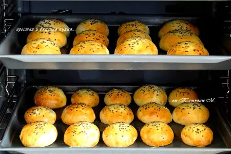 Булочки с начинкой и кунжутом: шаг 5