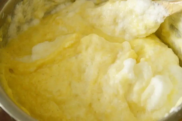 Нежный рулет с курицей и сливочным сыром.: шаг 4