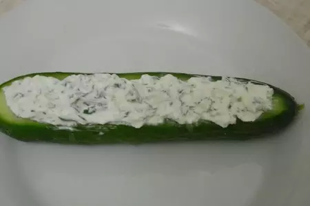 Закуска из огурца весенняя.: шаг 3