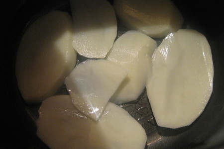 Скумбрия запеченная с картофелем,шампиньонами и сыром в мультиварке: шаг 3