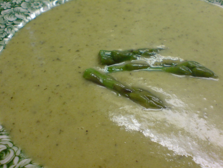 Крем -суп из зелёной спаржи и порея  "бархатный": шаг 5
