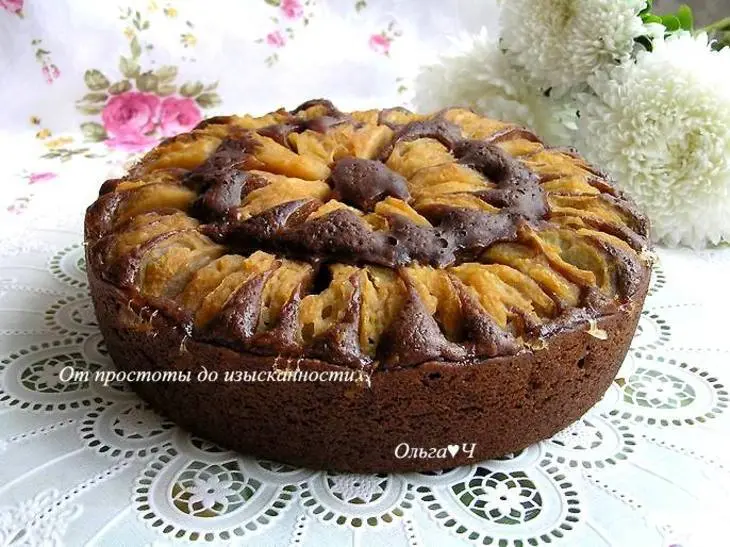 Шоколадный пирог с яблоками (в мульти): шаг 4