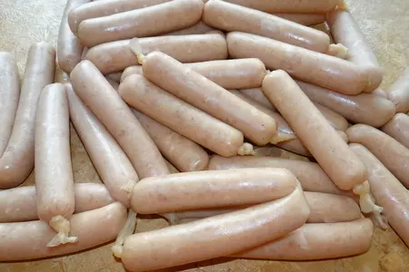 Сосиски детские белые из мяса птиц: шаг 1