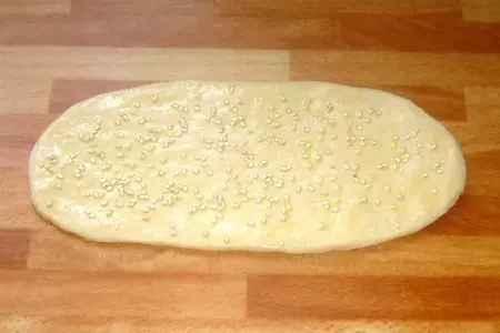 Томатные бублики с кунжутом (постные): шаг 10