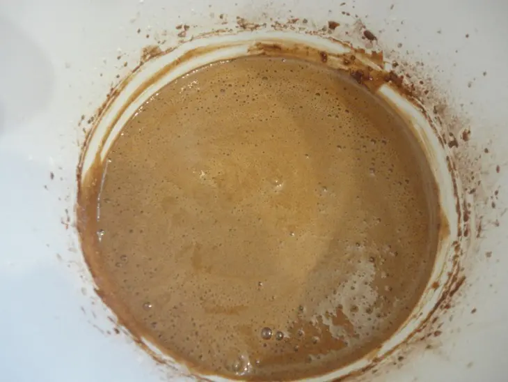 Шоколадный маффин с нежной начинкой: шаг 4