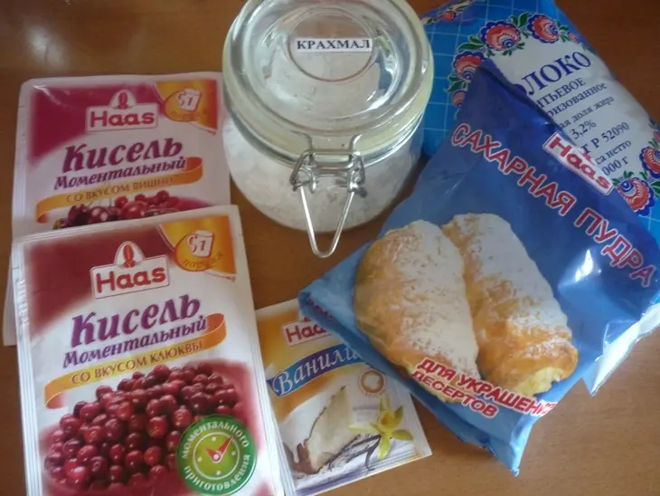 Молочно-ягодный кисель: шаг 1