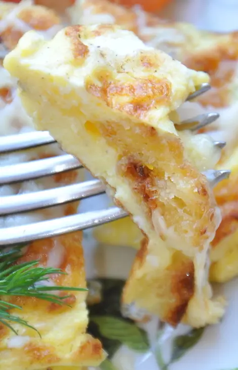 Омлет с гренками и сыром (фм): шаг 8