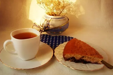 Пирог со смородиной в карамели и сахарной корочкой.: шаг 5
