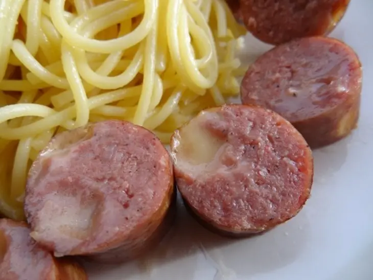 Колбаски  с сыром: шаг 8
