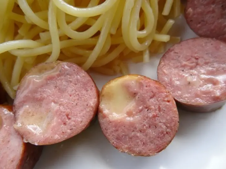 Колбаски  с сыром: шаг 9