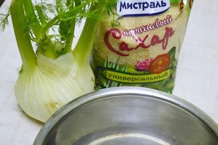 Мороженое молочное с фенхелем.: шаг 1