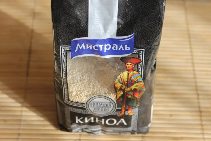 Киноа с имбирным соусом в рисовых корзиночках: шаг 1