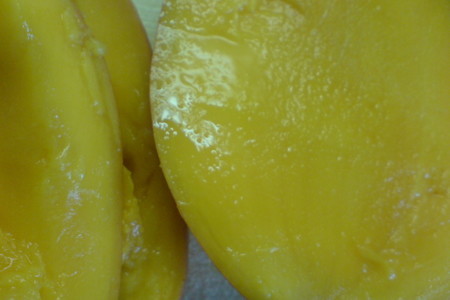 Карамельно-молочно-манговый шейк для ксю(ogiway)....: шаг 2