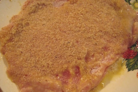 Свинина в панировке с запеченным картофелем с тимьяном и чесноком: шаг 4
