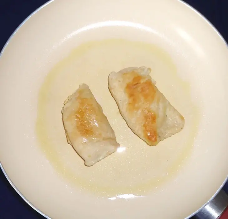 Куриный салат с рисом и зелёным горошком: шаг 4