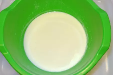Пасхальный кулич c изюмом и цукатами: шаг 1