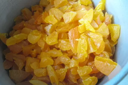 Пирожки с вишней,курагой,маком и кунжутом: шаг 2