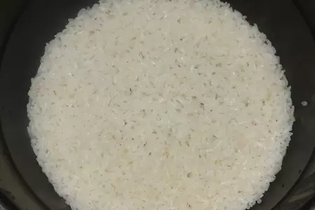 Тилапия с винными грушами на рисовой подушке: шаг 3