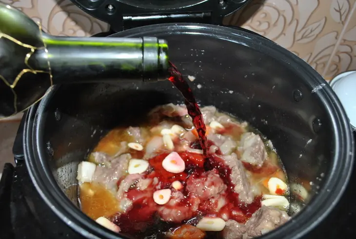 «boeuf bourguignon» по-домашнему для дмитрия нагиева: шаг 5