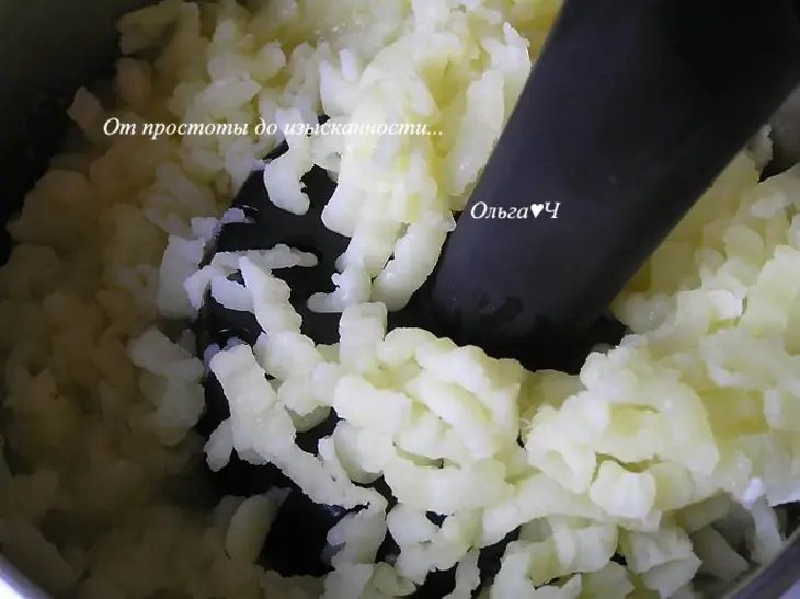 Картофельное пюре с зеленью и творожным сыром: шаг 2
