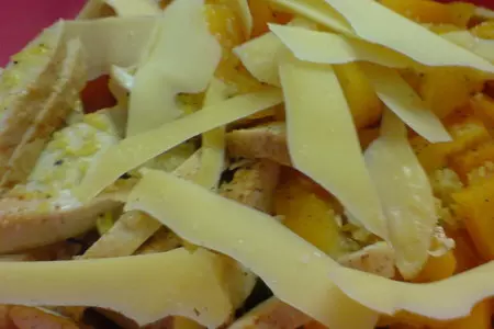 Салат из жареной курятины и жёлтого перца: шаг 4