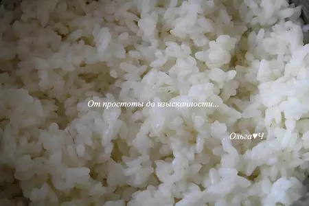Роллы с лососем, сладким перцем и кунжутом: шаг 1