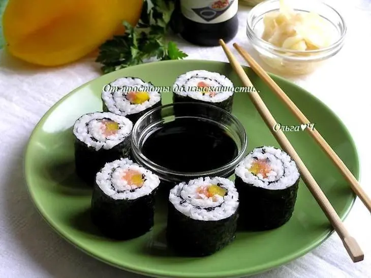 Роллы с лососем, сладким перцем и кунжутом: шаг 6