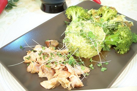 Рисовый салат  с копченым лососем: шаг 9