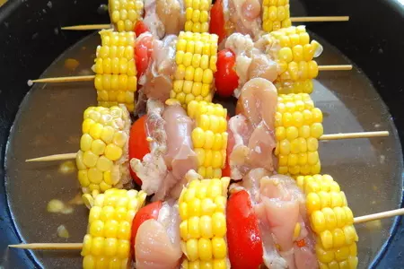 Копчености -  свиная грудинка и куриные шпажки с кукурузой - все на пикник!: шаг 3