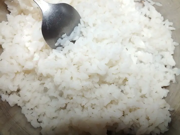 Закусочный салат со свеклой и сельдью: шаг 2