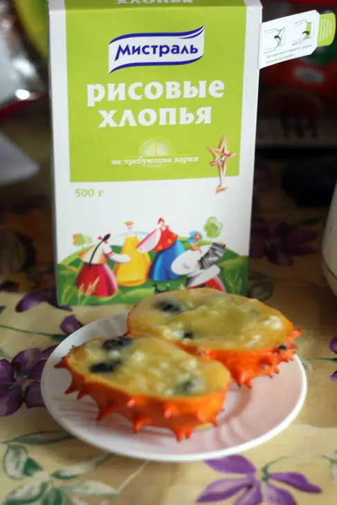 Манго-аннанасоое желе ежевикой и рисовыми хлопьями: шаг 5