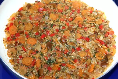 Рисовые корзиночки с киноа,овощами и грибами: шаг 5