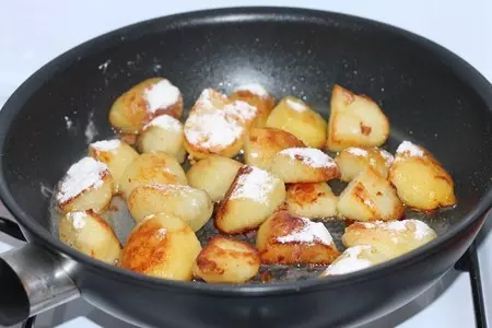 Картофель по-архиерейски с икрой из хлеба: шаг 8