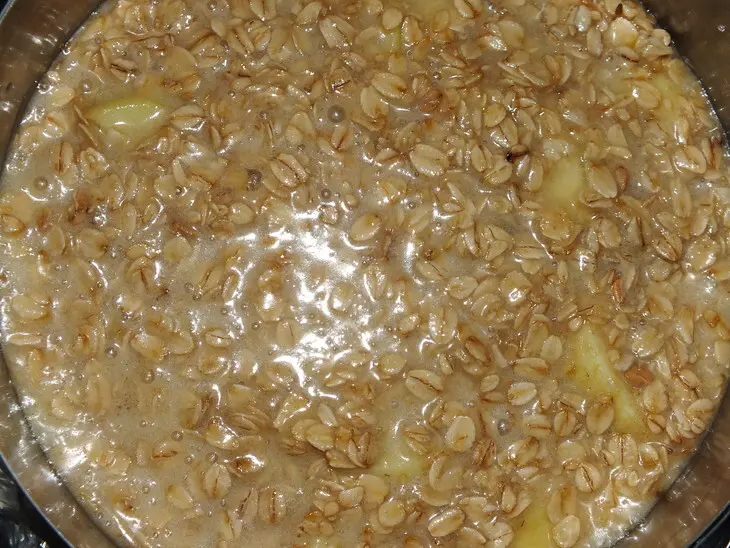 Яблочный пирог с хрустящей корочкой: шаг 4
