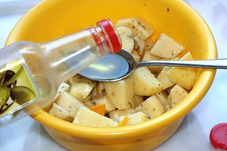 Картофель, запеченный с шалфеем и лимоном : шаг 4
