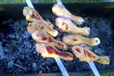 Ароматный шашлык из куриных ножек: шаг 3