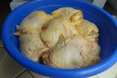 Куриные бёдра на пивных парах: шаг 1