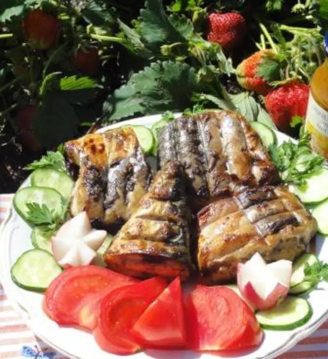 Самая вкусная скумбрия на гриле под маринадом .100% блюдо для пикника.: шаг 4