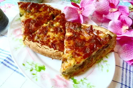 Киш с грибами сыром и беконом.: шаг 7
