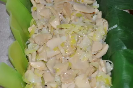Картофельный рулет с шампиньонами, сыром и луком: шаг 5